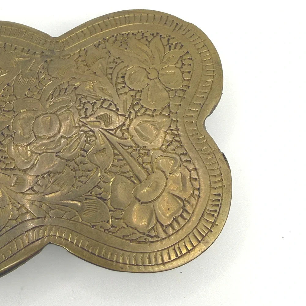 Vintage Brass Belt Buckle Unisex OS Gold Good Floral Etched India BP 1018 Rose‎